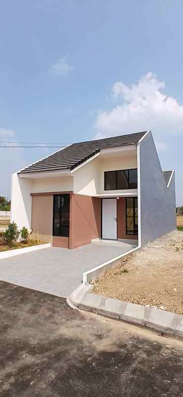 dijual rumah jalan pasir randu serang