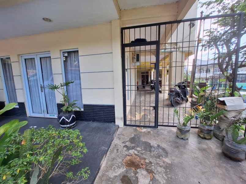 dijual rumah jalan pelita ii no 1