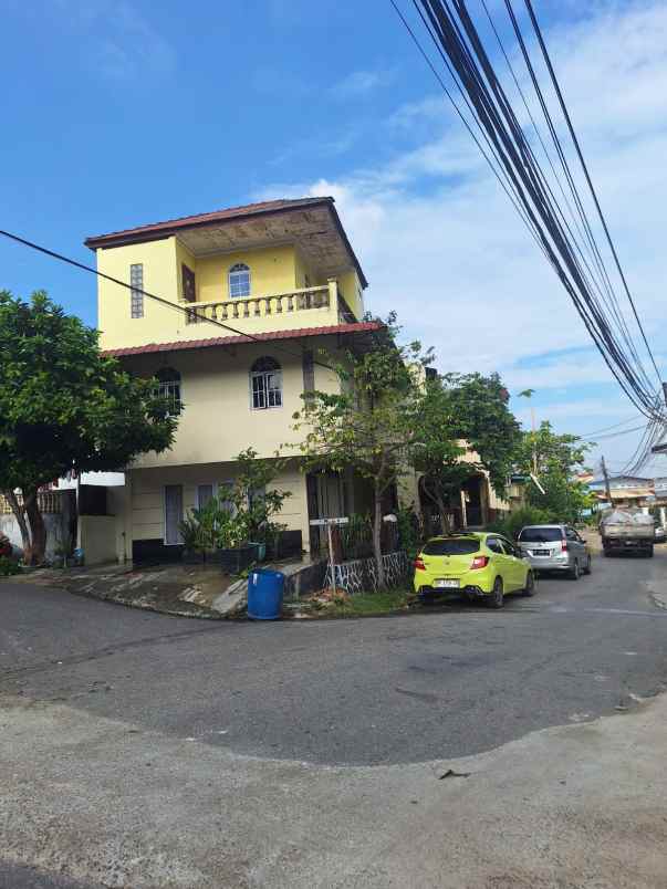 dijual rumah jalan pelita ii no 1