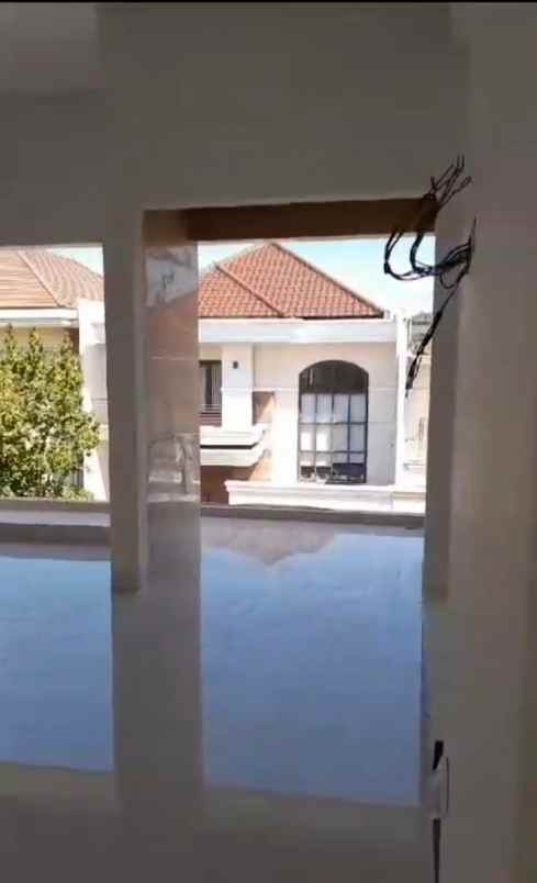 dijual rumah jalan puri widya kencana