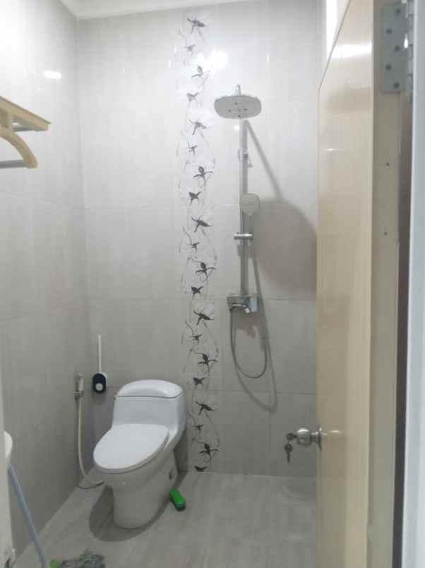 dijual rumah jalan raya pejuang medan