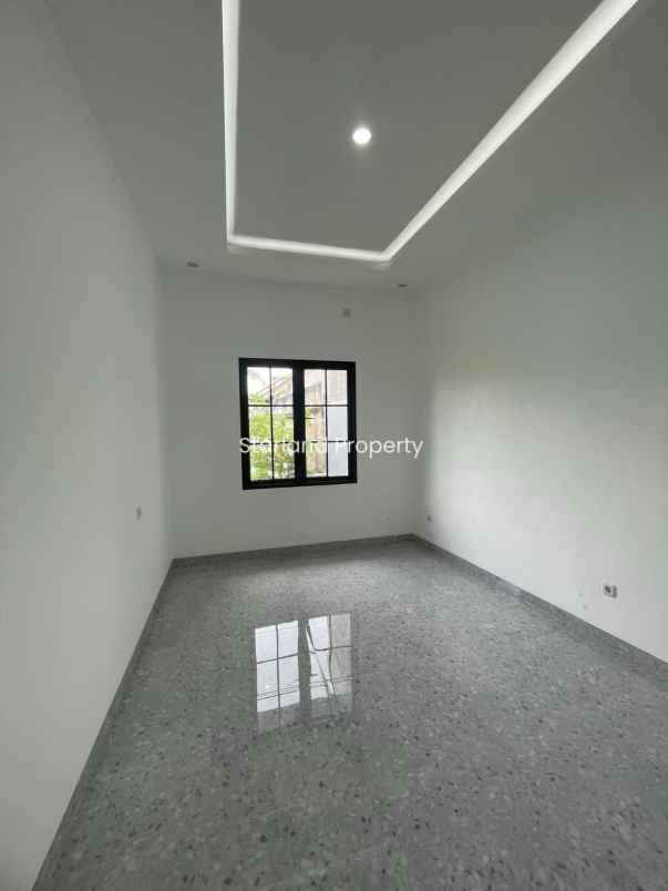 dijual rumah jalan raya permata bintaro