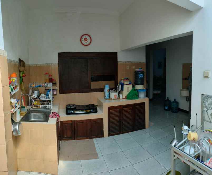 dijual rumah jalan sadewa