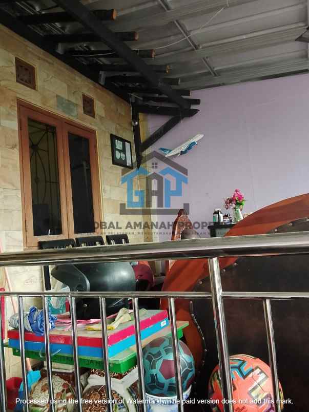 dijual rumah jalan sarijadi