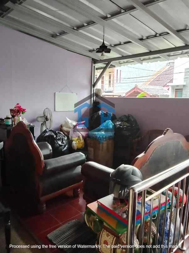 dijual rumah jalan sarijadi