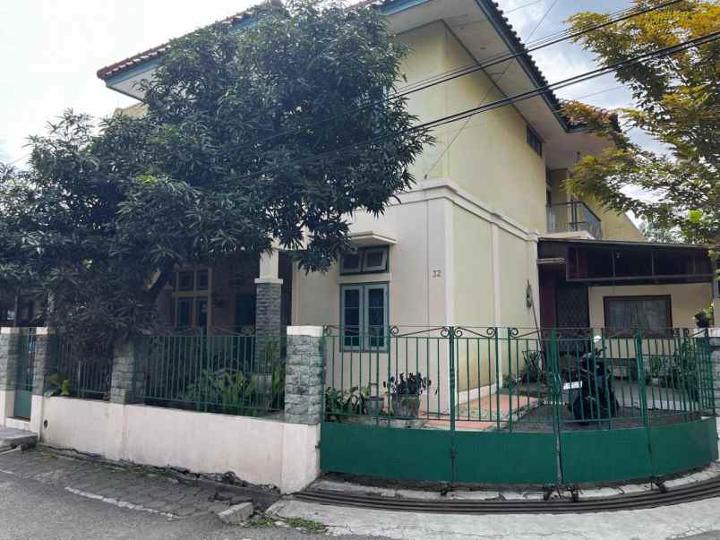 dijual rumah jalan taekwondo no 32