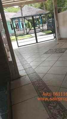 dijual rumah jalan wortel griya loka bsd