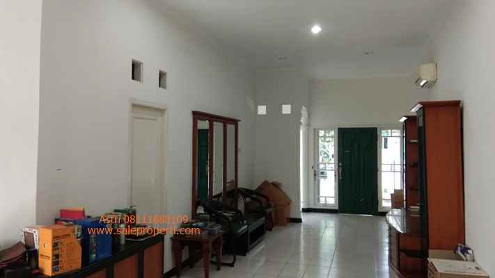 dijual rumah jalan wortel griya loka bsd