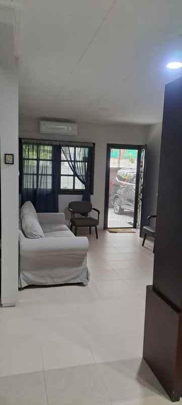 dijual rumah janur hijau kelapa gading