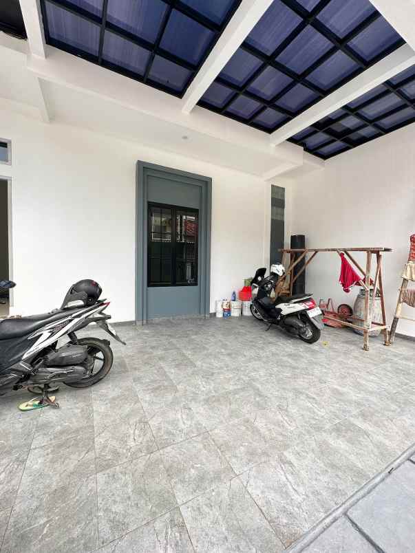 dijual rumah jatimakmur