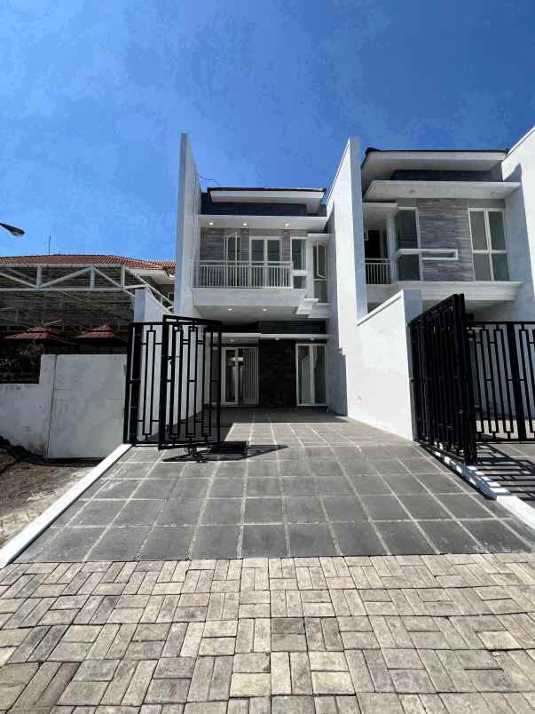 dijual rumah jemursari