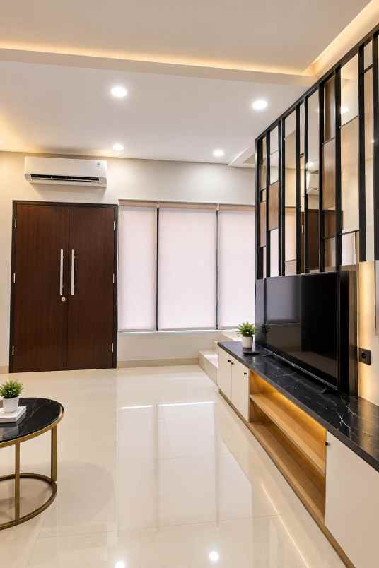 dijual rumah jl atang sanjaya