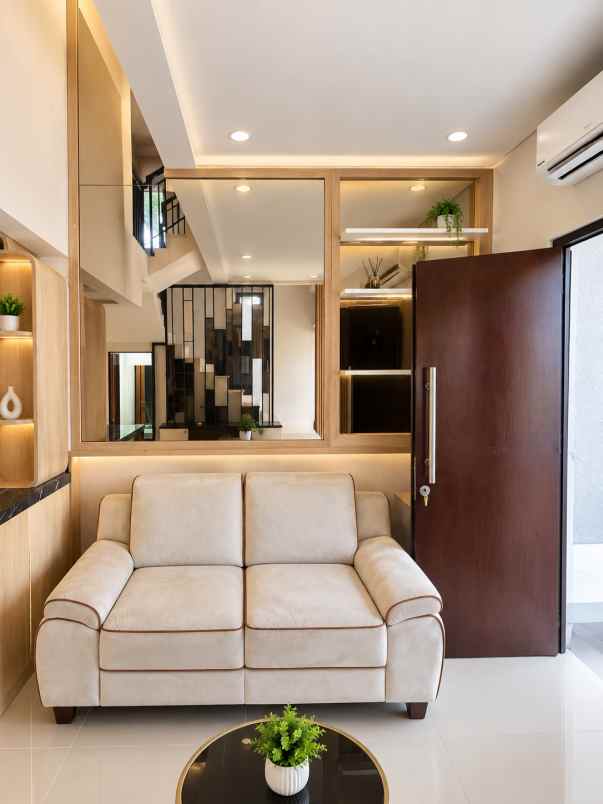 dijual rumah jl atang sanjaya