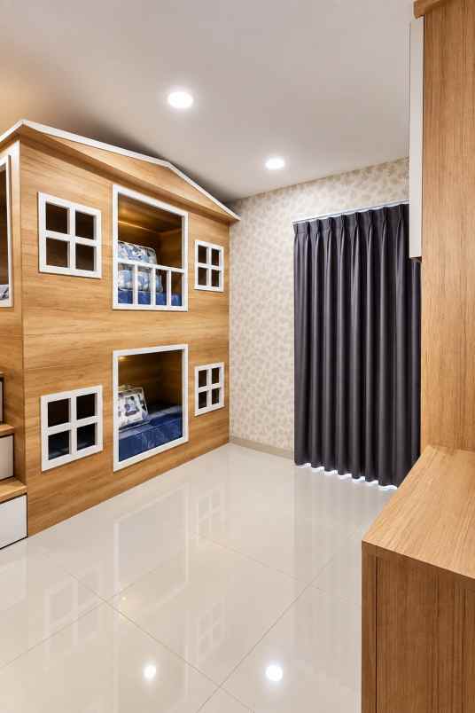dijual rumah jl atang sanjaya