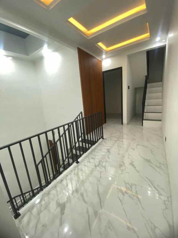 dijual rumah jl bojongsari bojongsoang