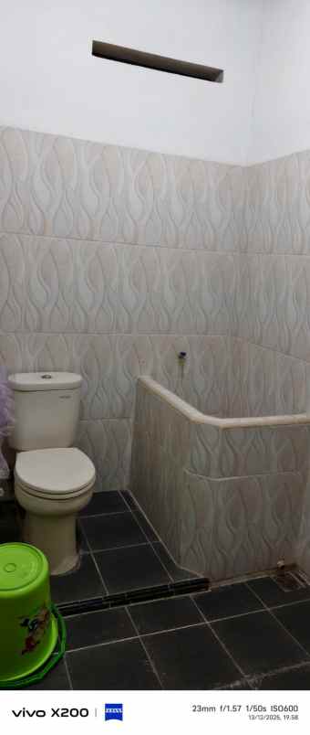 dijual rumah jl brigjen slamet riyadi