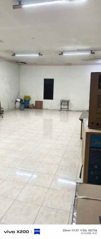dijual rumah jl brigjen slamet riyadi