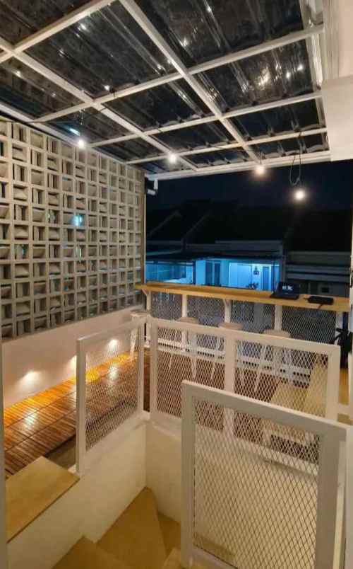 dijual rumah jl cijambe