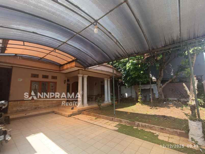 dijual rumah jl damai
