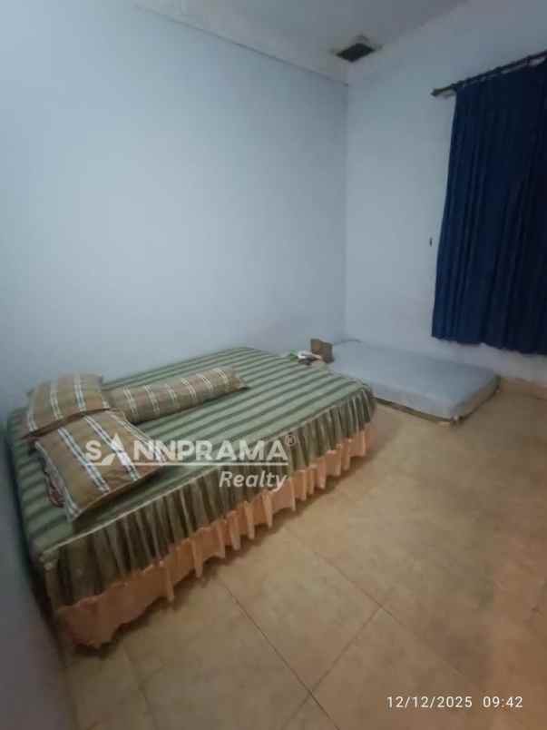 dijual rumah jl damai