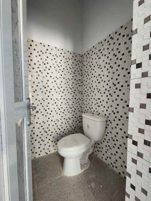 dijual rumah jl delima panam