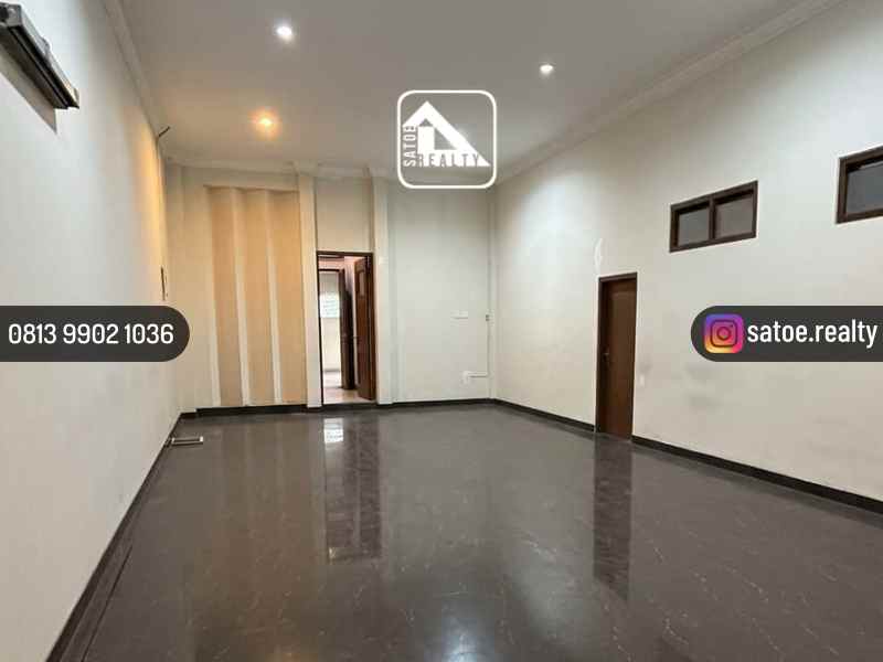 dijual rumah jl dharmawangsa kebayoran