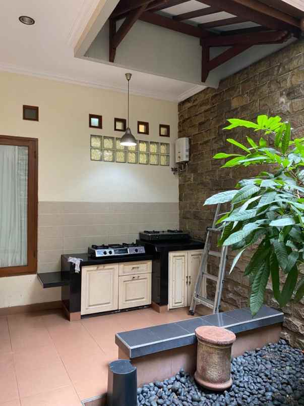 dijual rumah jl duren sawit raya duren