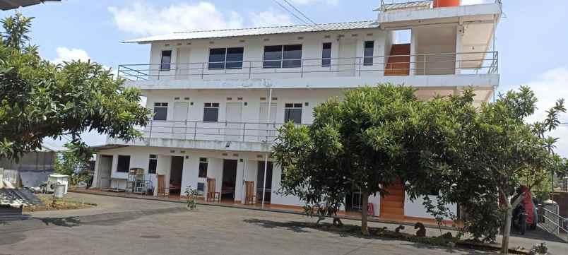 dijual rumah jl gandrung lembang cisarua