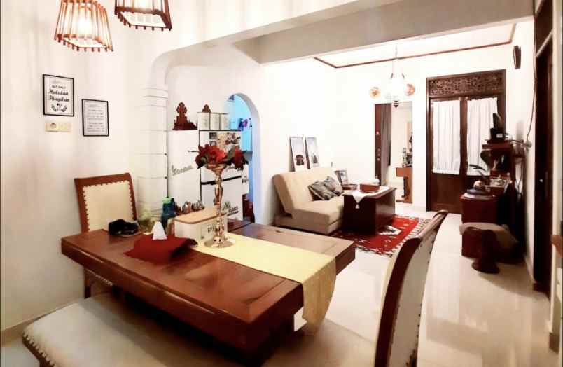 dijual rumah jl haji amsar cipulir kec