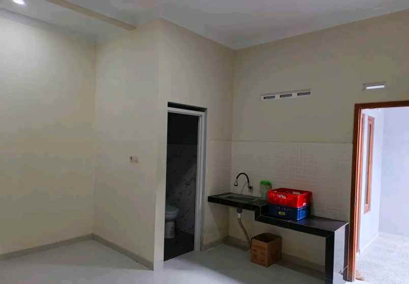 dijual rumah jl imogiri timur