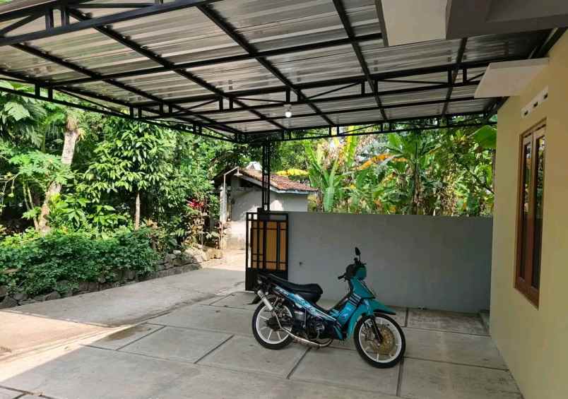 dijual rumah jl imogiri timur