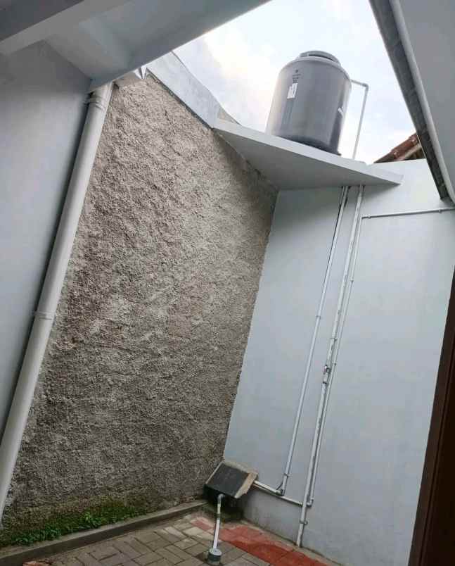 dijual rumah jl imogiri timur