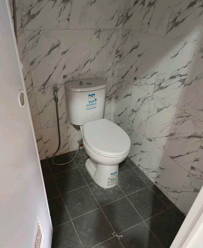 dijual rumah jl imogiri timur