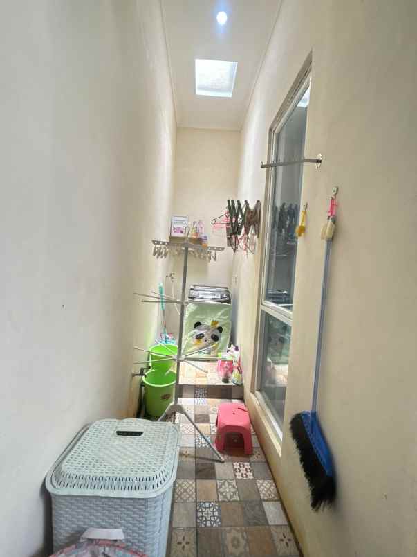 dijual rumah jl jejalenjaya desa