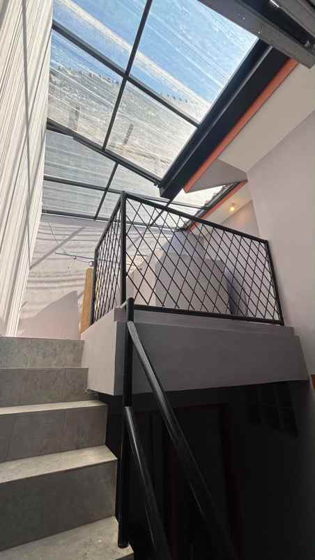 dijual rumah jl jupiter margahayu raya