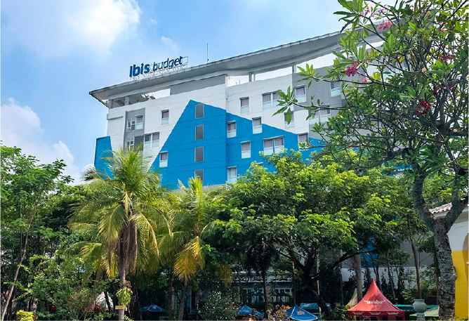 dijual rumah jl kaiabang tengah bekasi