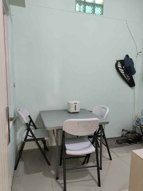 dijual rumah jl lembur