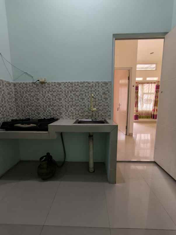 dijual rumah jl lembur