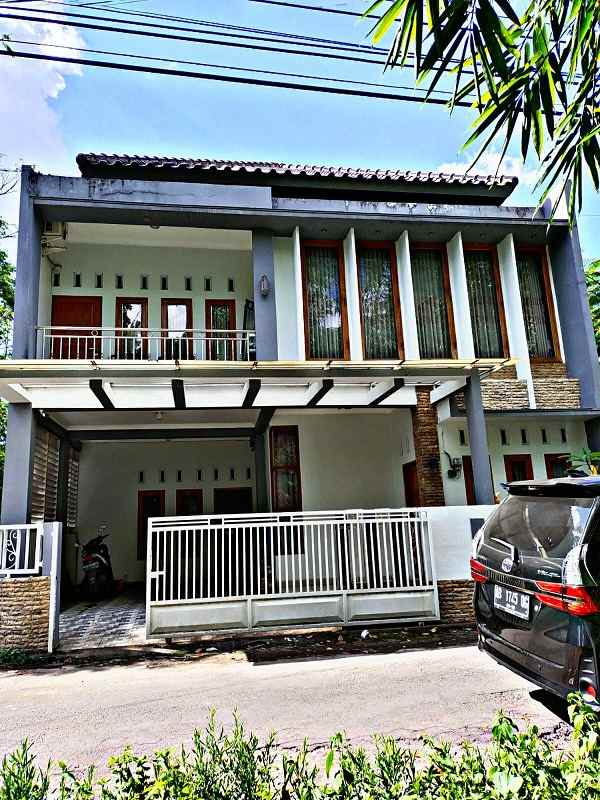 dijual rumah jl mars candiwinangun