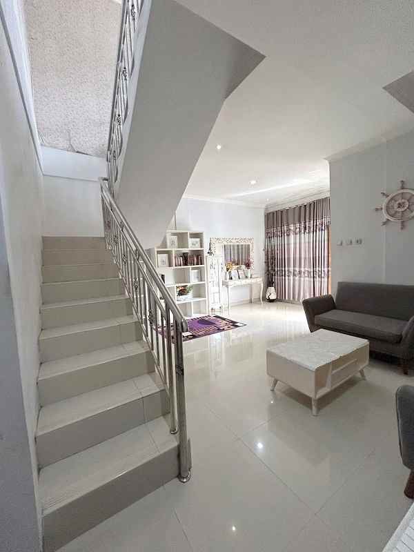 dijual rumah jl mars candiwinangun