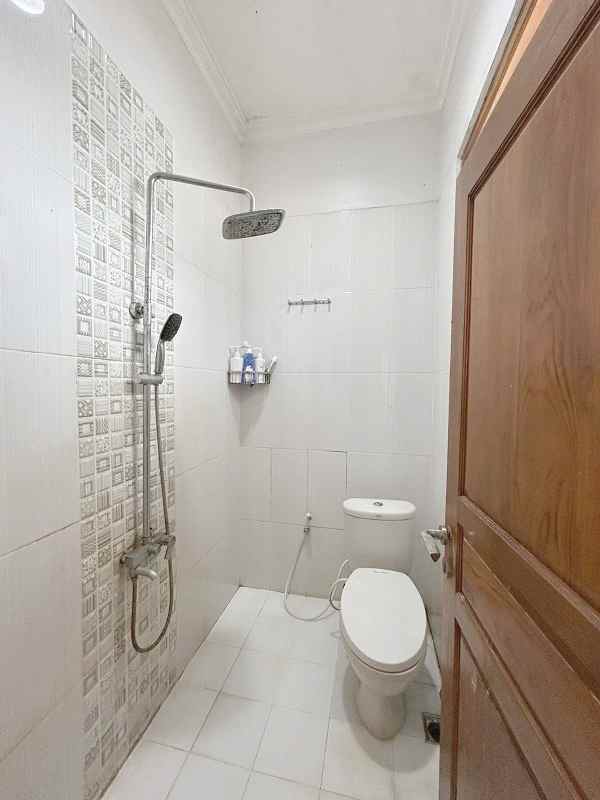 dijual rumah jl mars candiwinangun