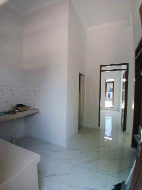 dijual rumah jl perintis 1 komplek