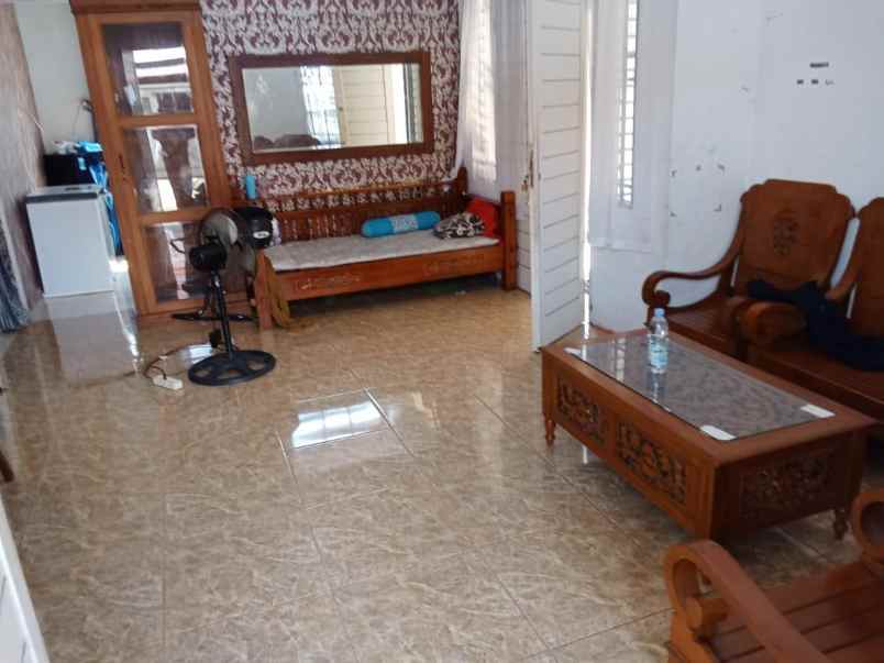 dijual rumah jl pertanian pinggir jalan harga 530 juta