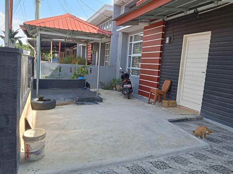 dijual rumah jl pertanian pinggir jalan harga 530 juta