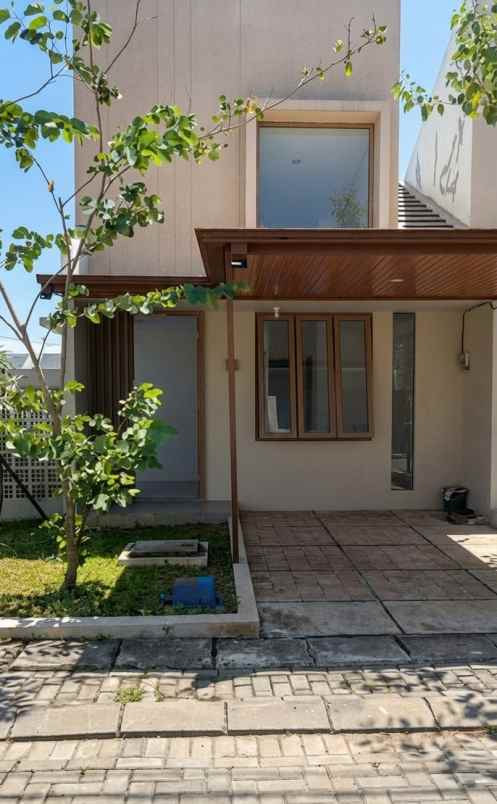 dijual rumah jl raya cisauk lapan tangerang