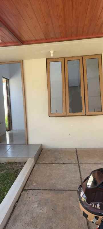 dijual rumah jl raya cisauk lapan tangerang
