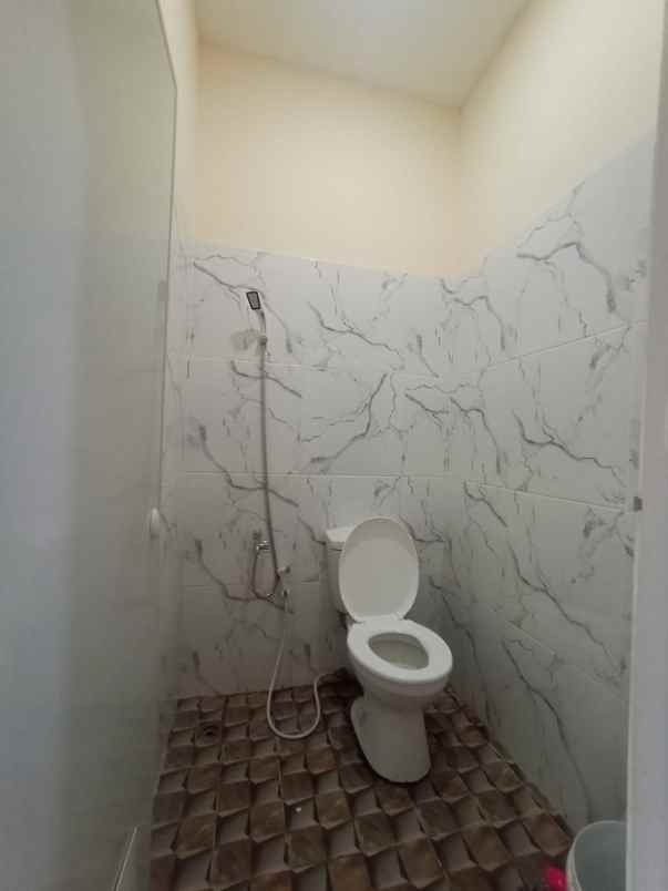 dijual rumah jl raya gunung sindur kab