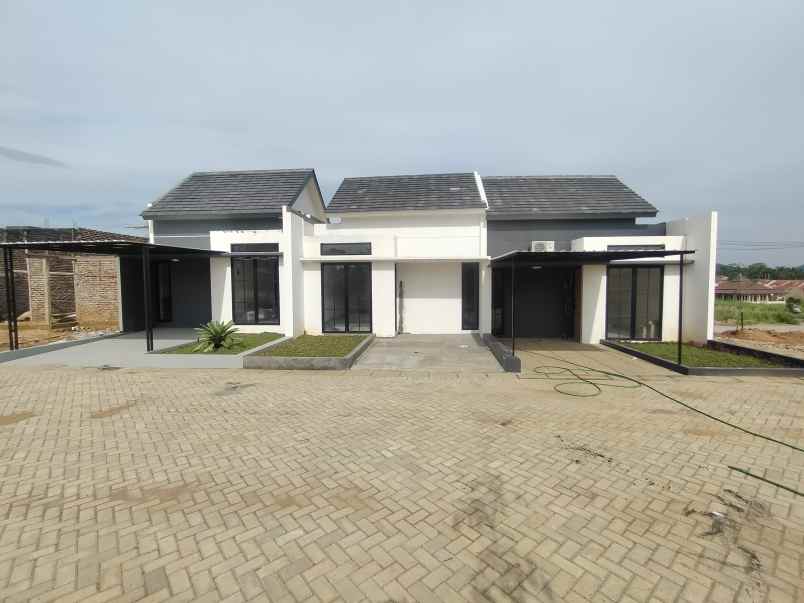 dijual rumah jl raya palka sindangheula