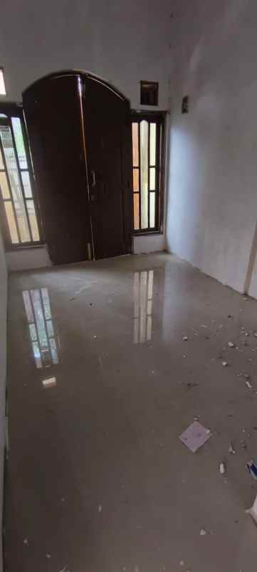 dijual rumah jl raya pd ungu permai