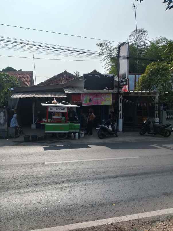 dijual rumah jl terusan kapten halim